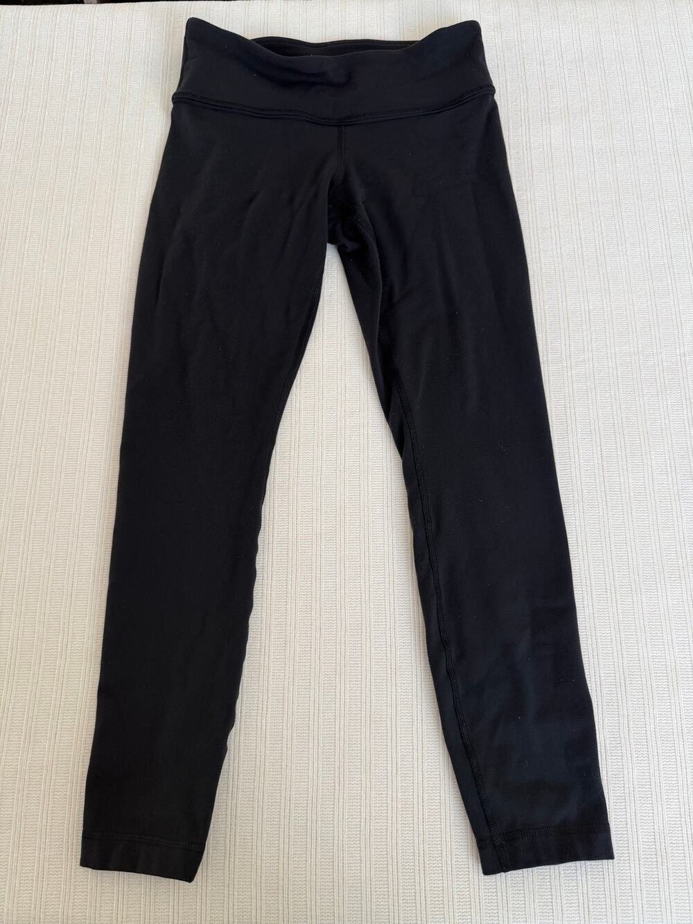 Lululemon Wunder Under Crop Black Leggings Yoga Pants Size 4